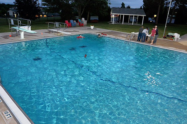 [Picture] The new swimming pool for testing.