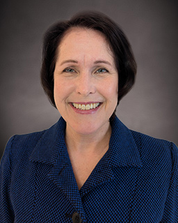 Photo of Deirdre Ragan